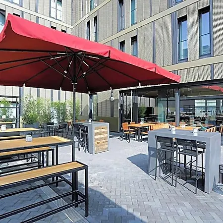 Sander Hotel